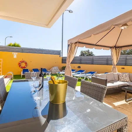 Vakantiehuis Cozy With Pool And Barbecue Albufeira
