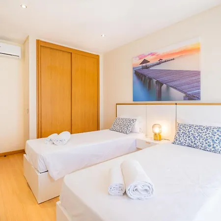 Casa de Férias Cozy With Pool And Barbecue *