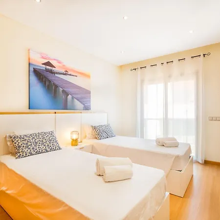 Vakantiehuis Cozy With Pool And Barbecue *