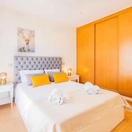 Cozy With Pool And Barbecue *