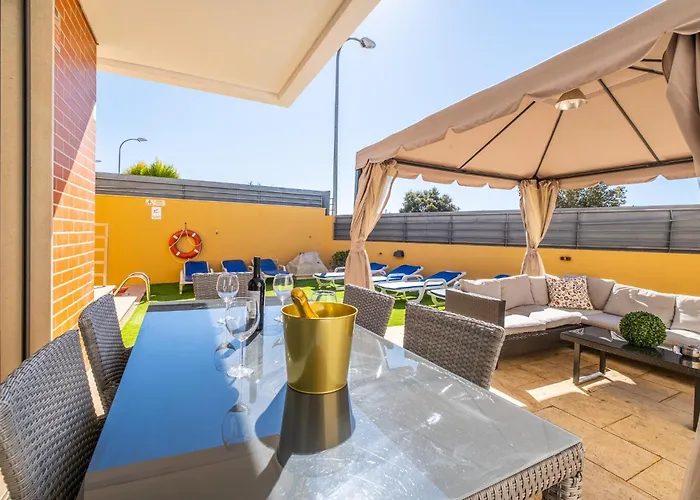Дом отдыха Cozy With Pool And Barbecue Албуфейра